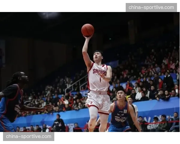 江苏肯帝亚对阵四川丰谷酒业，贾尔斯与景菡一数据对比